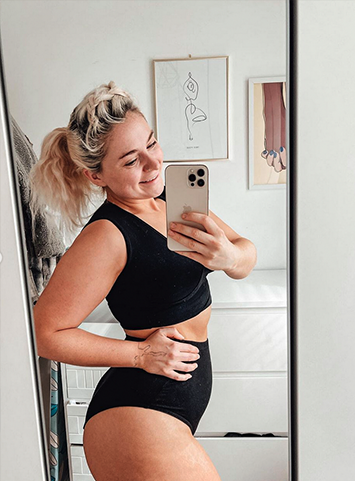 imogenrose-ig-influencer-fitness-expert-holistic-symptoms-endometriosis-women